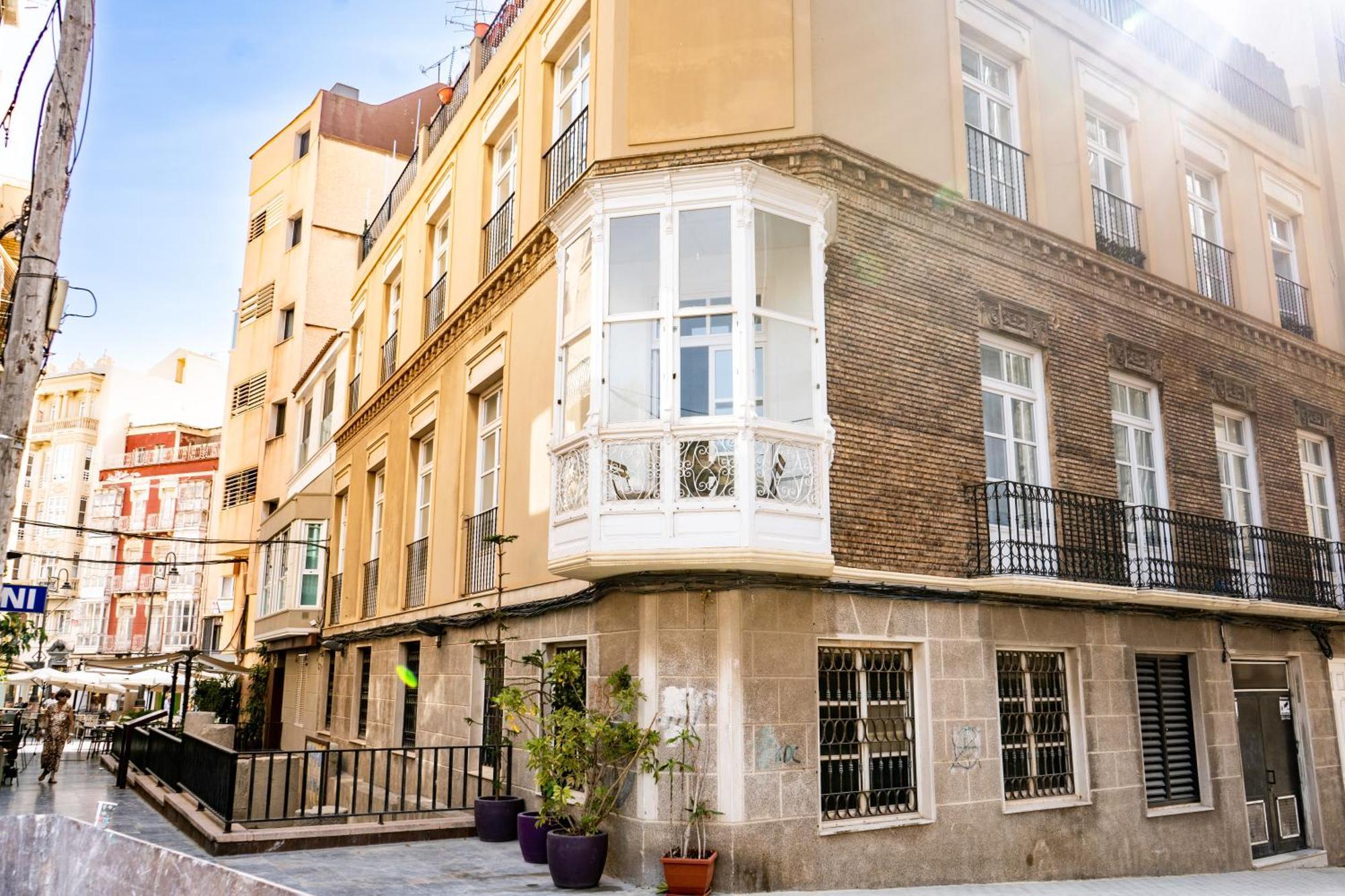 Apartamentos Turisticos Gran Via By Cartagenaspain Exterior photo